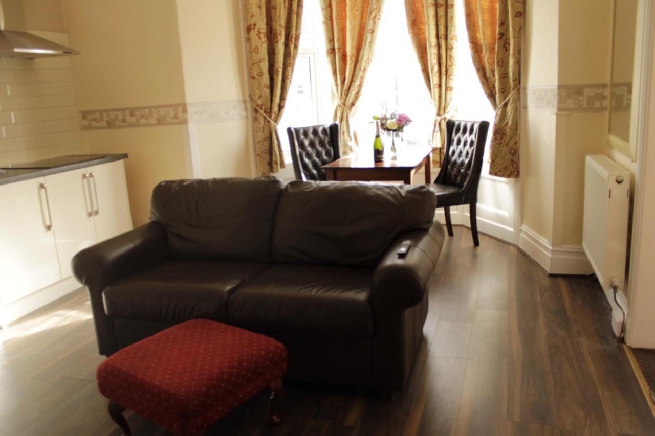 Clifton Villa Guest House ลันดิดโน ภายนอก รูปภาพ