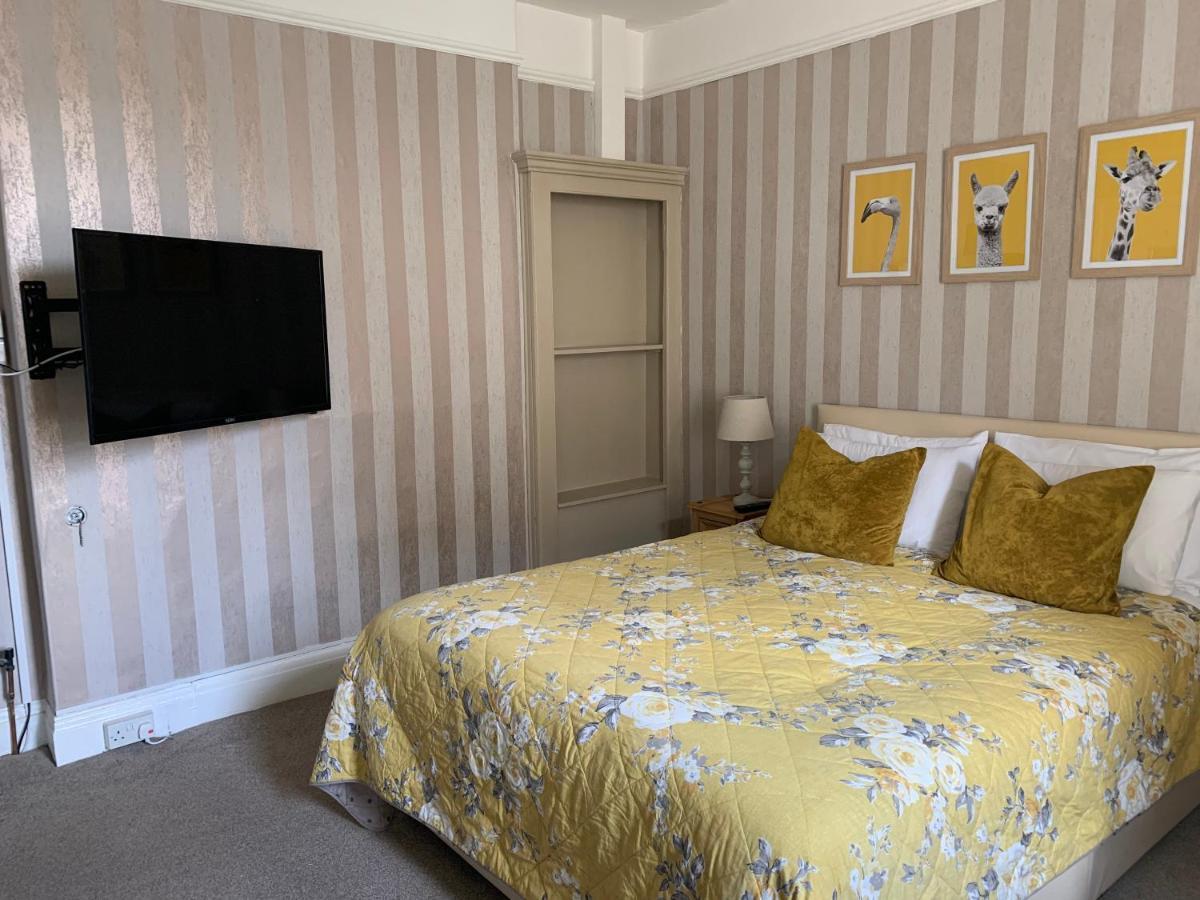 Clifton Villa Guest House ลันดิดโน ภายนอก รูปภาพ